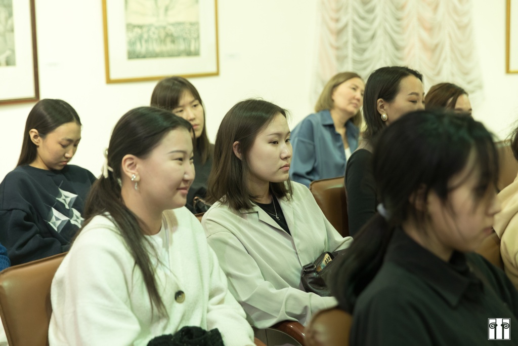 BU6A8763.jpg BU6A8763.jpg